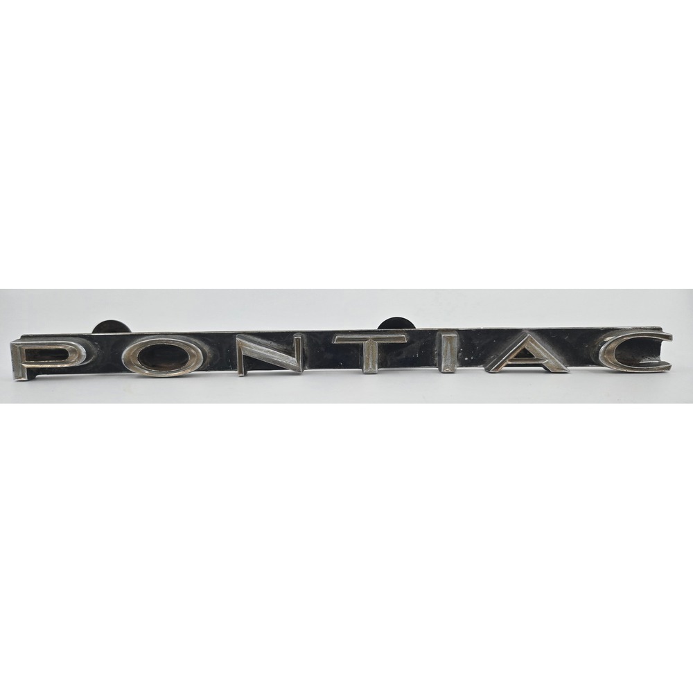 OEM 1962 Pontiac Catalina Grille Emblem GM 541688 Chrome Badge Vintage